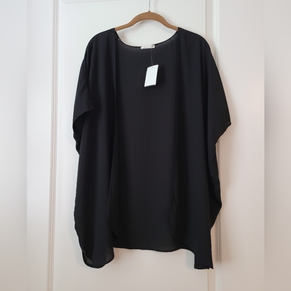 NWT Soprano Black Lightweight Kimono Open Front Wrap S/M
